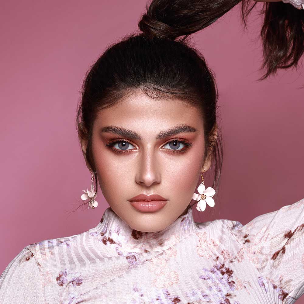 How to Wear Bella Lenses, best contact lenses UK