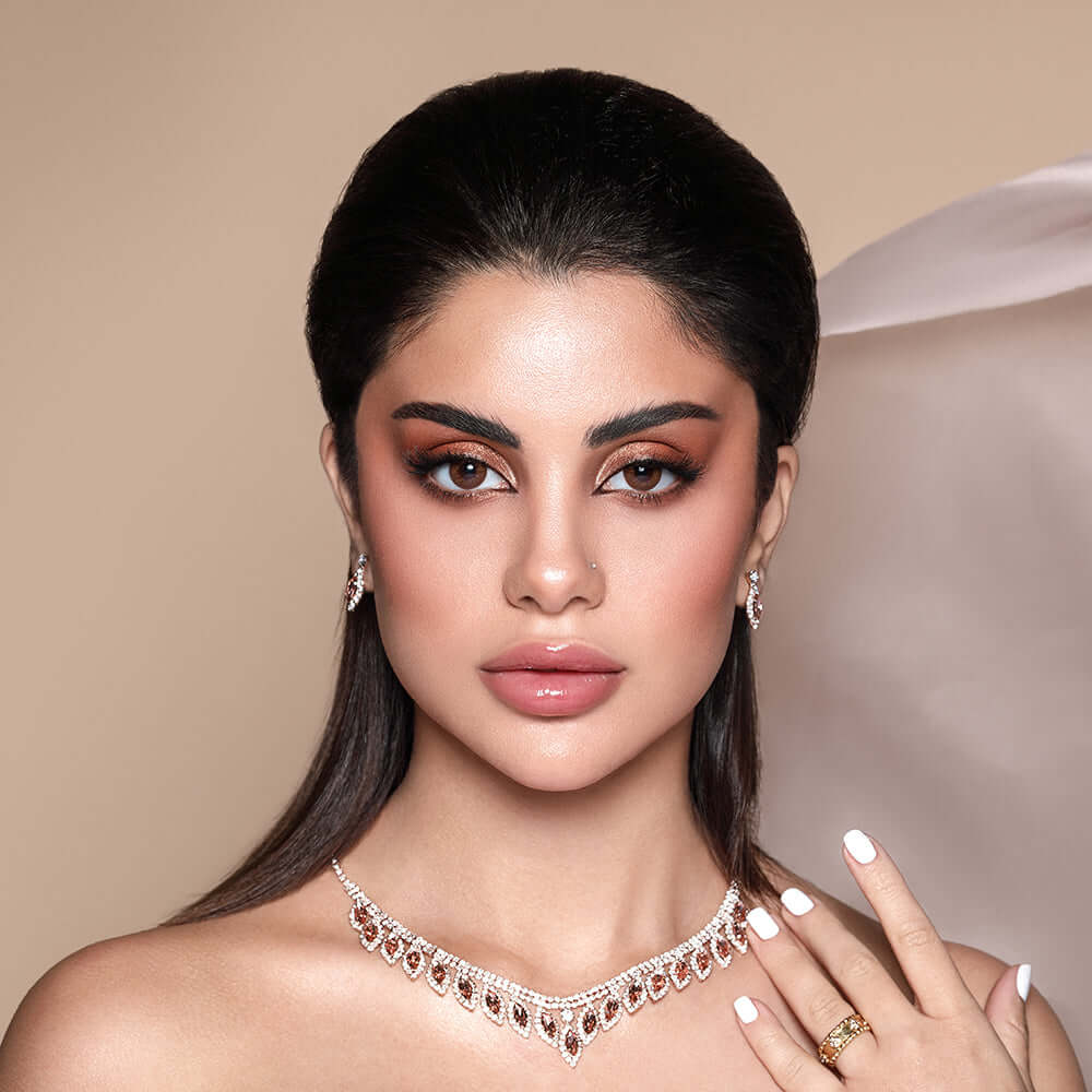 Cinnamon Brown | Bella Elite Collection, Bella Elite Cinnamon Brown colored contact lenses, A rich hazel base, warmth of cinnamon, natural eye color