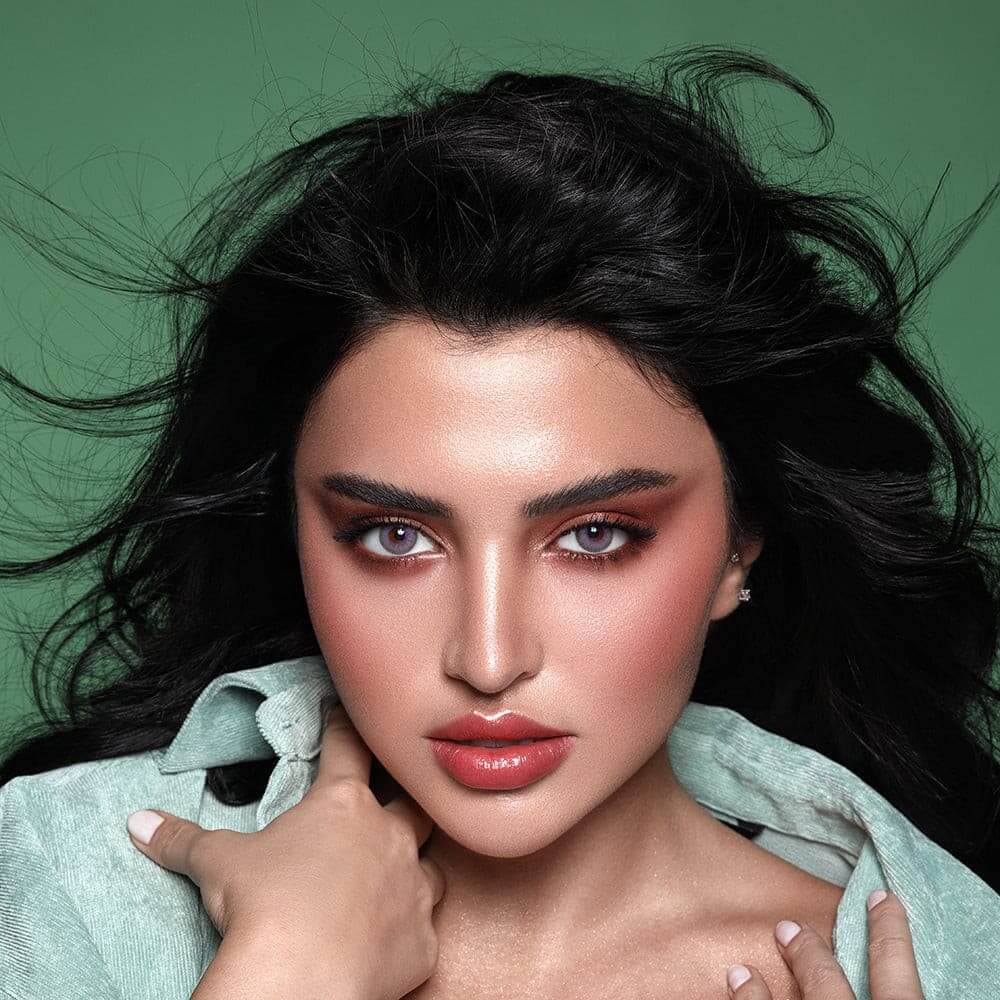 Bella Elite Lavender Gray Contact lenses, Bella Elite collectio, colored lens, light purple with heather gray tones, Bella Colour Contact lenses