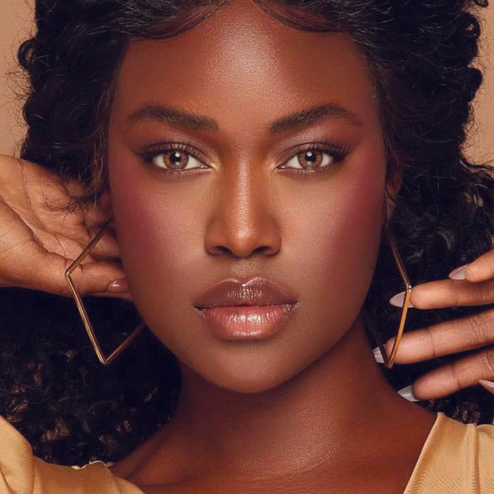 Oak colored contact Lenses - Bella Diamond Collection, beautiful brown colored contact lens shade, warm brown color contact lens
