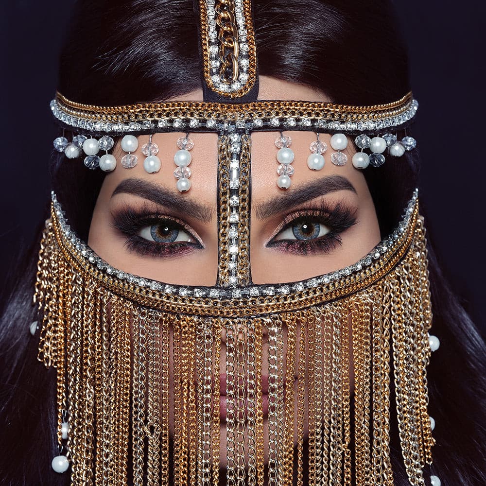 Vivid Blue Bella Lenses | Bella Glow Collection