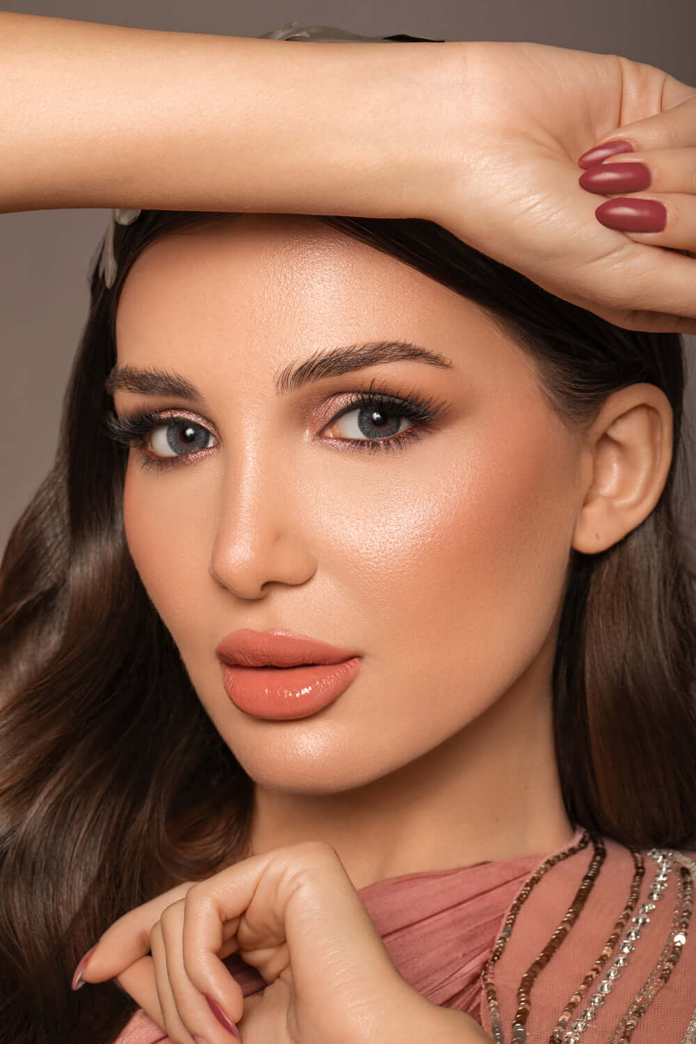 Bella Capri DYE Lenses, Smoky Gray Contact Lenses, Daily Use, Model wearing DYE Capri Contact Lenses