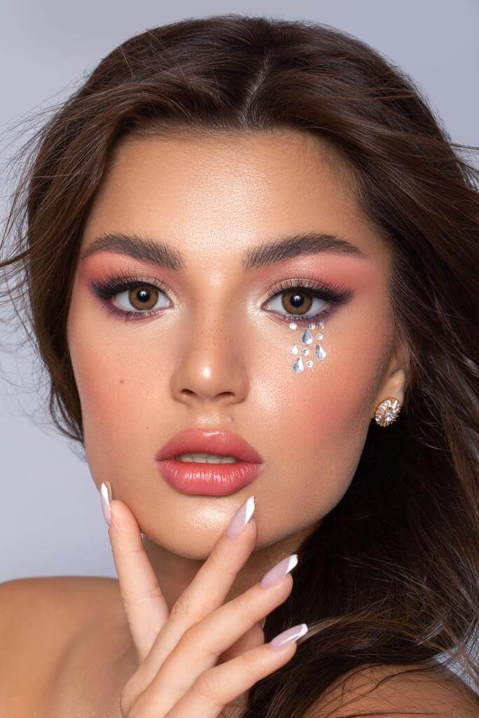 Radiant Brown Contact Lenses