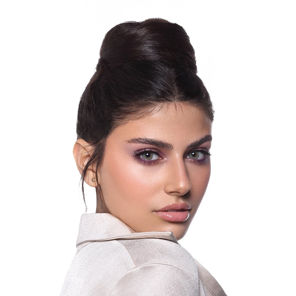 Bella prescription color contact lenses, Jade Green Lenses, Bella Diamond Collection, green eyes, green color, without a limbal ring, rich green tone