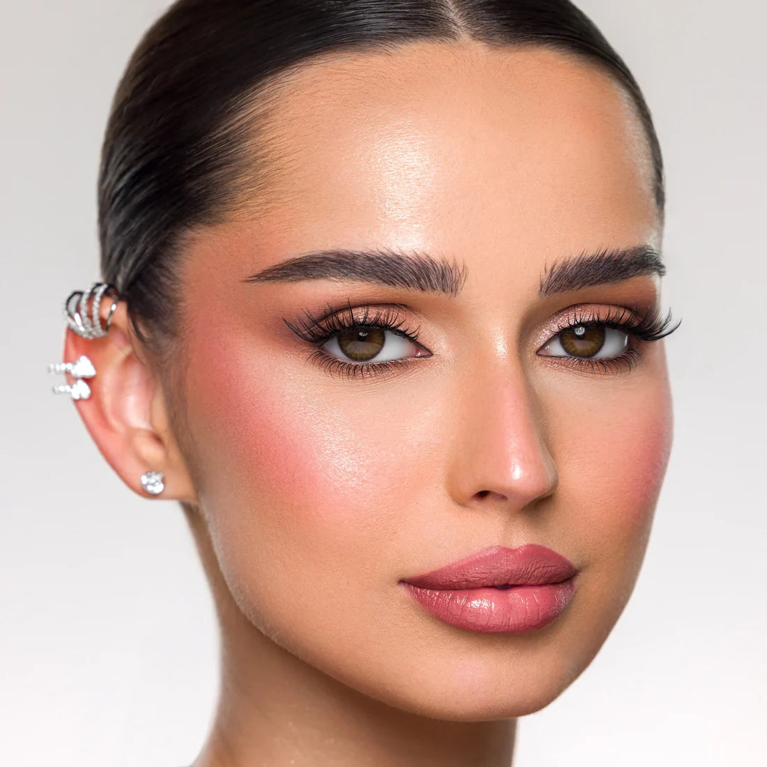 Nerelle Contact Lenses
