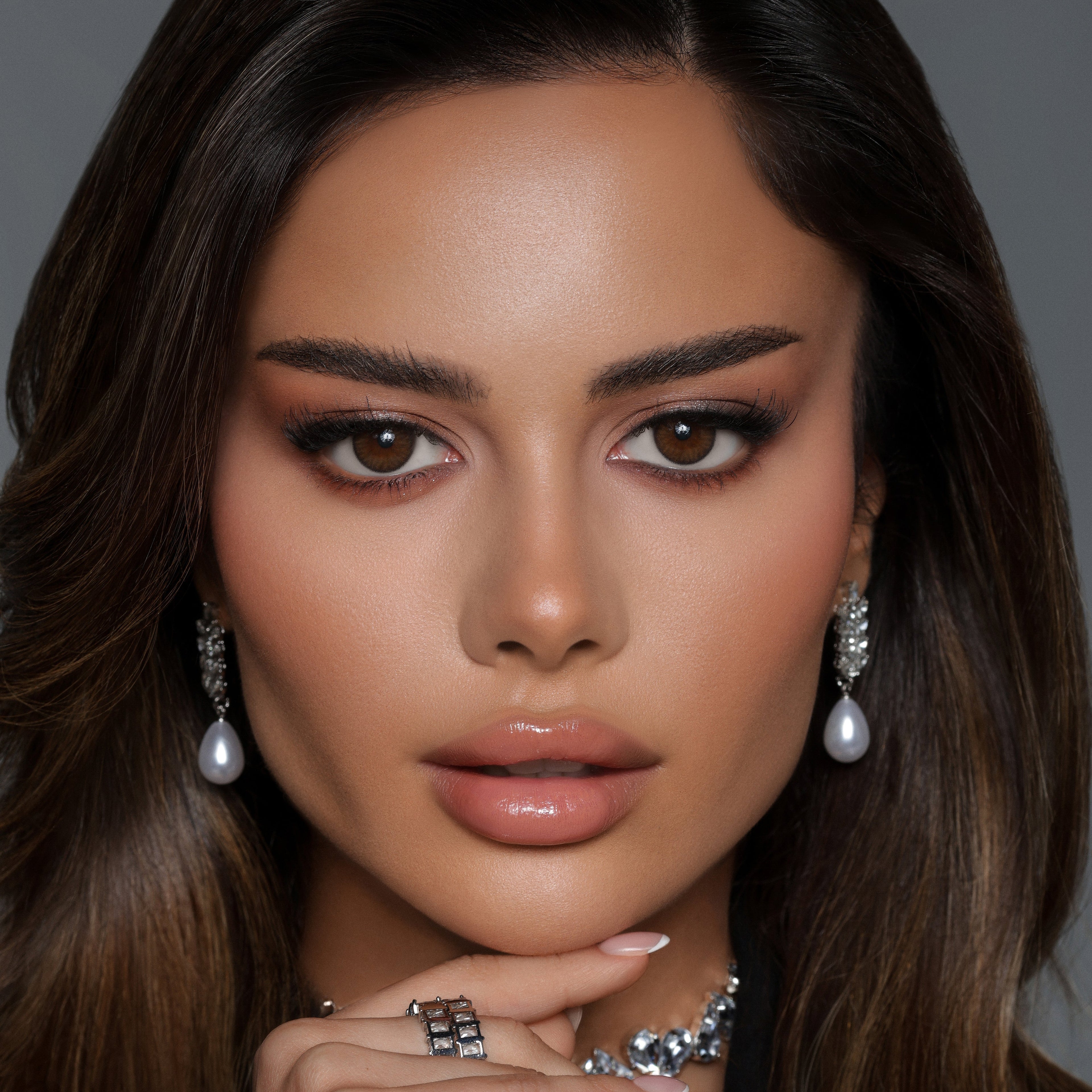 Bella Daily Nerellec olored lenses a deep, refined brown shade 
