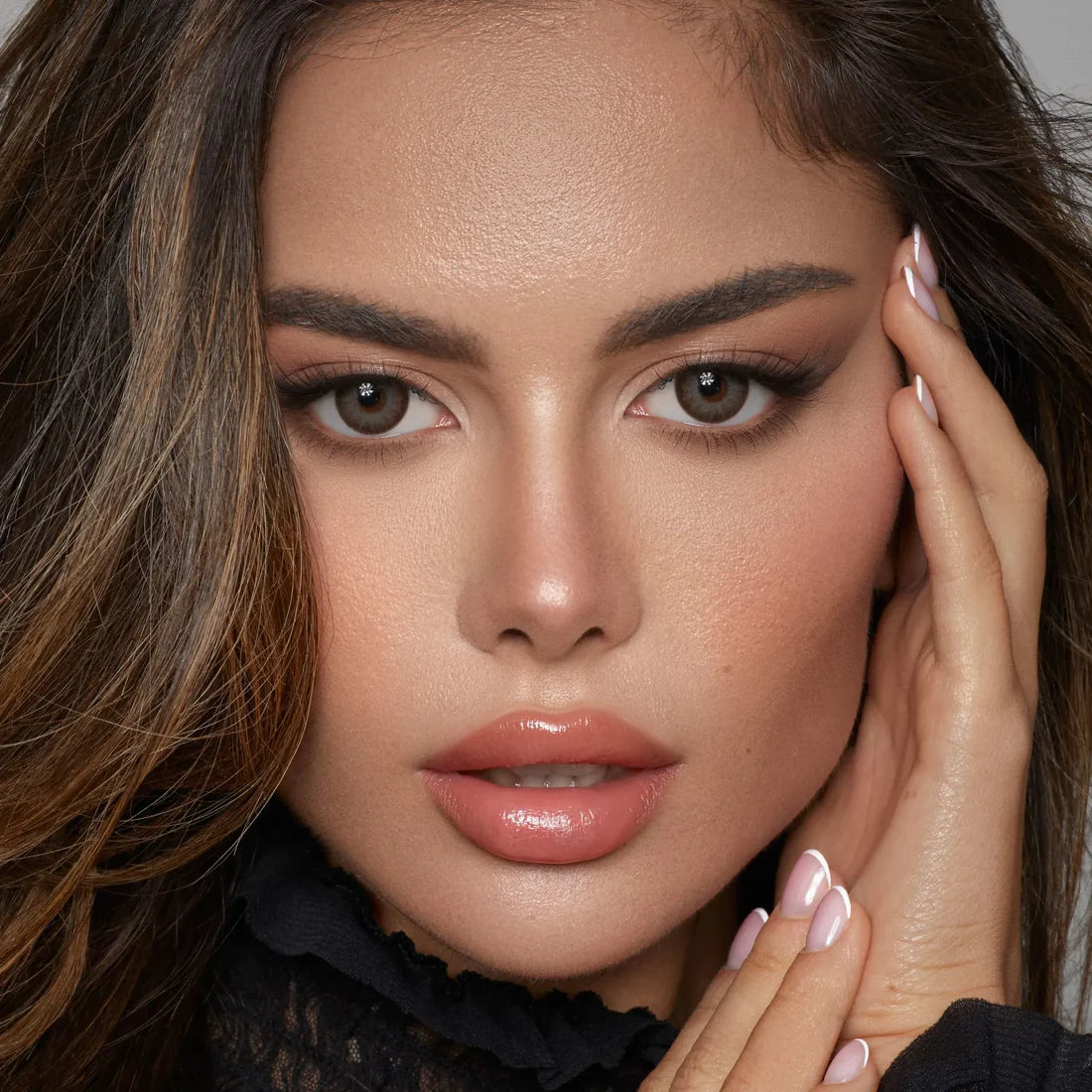 Bella Daily Contact Lenses
